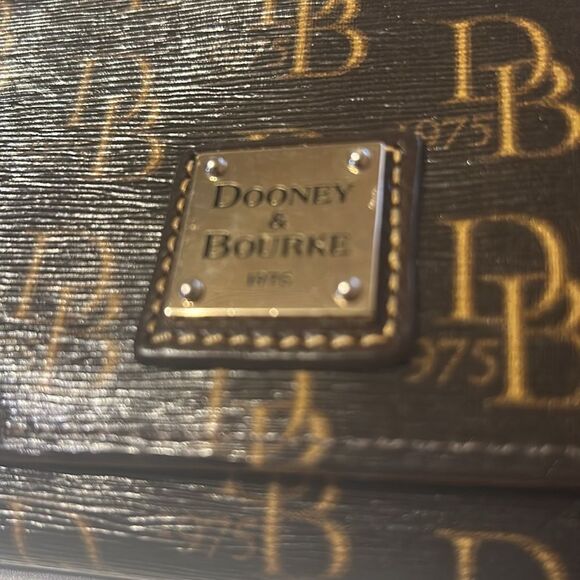 Dooney & Bourke Black and Gold Monogram 1975 Clutch/Wallet/Crossbody - Picture 11 of 12